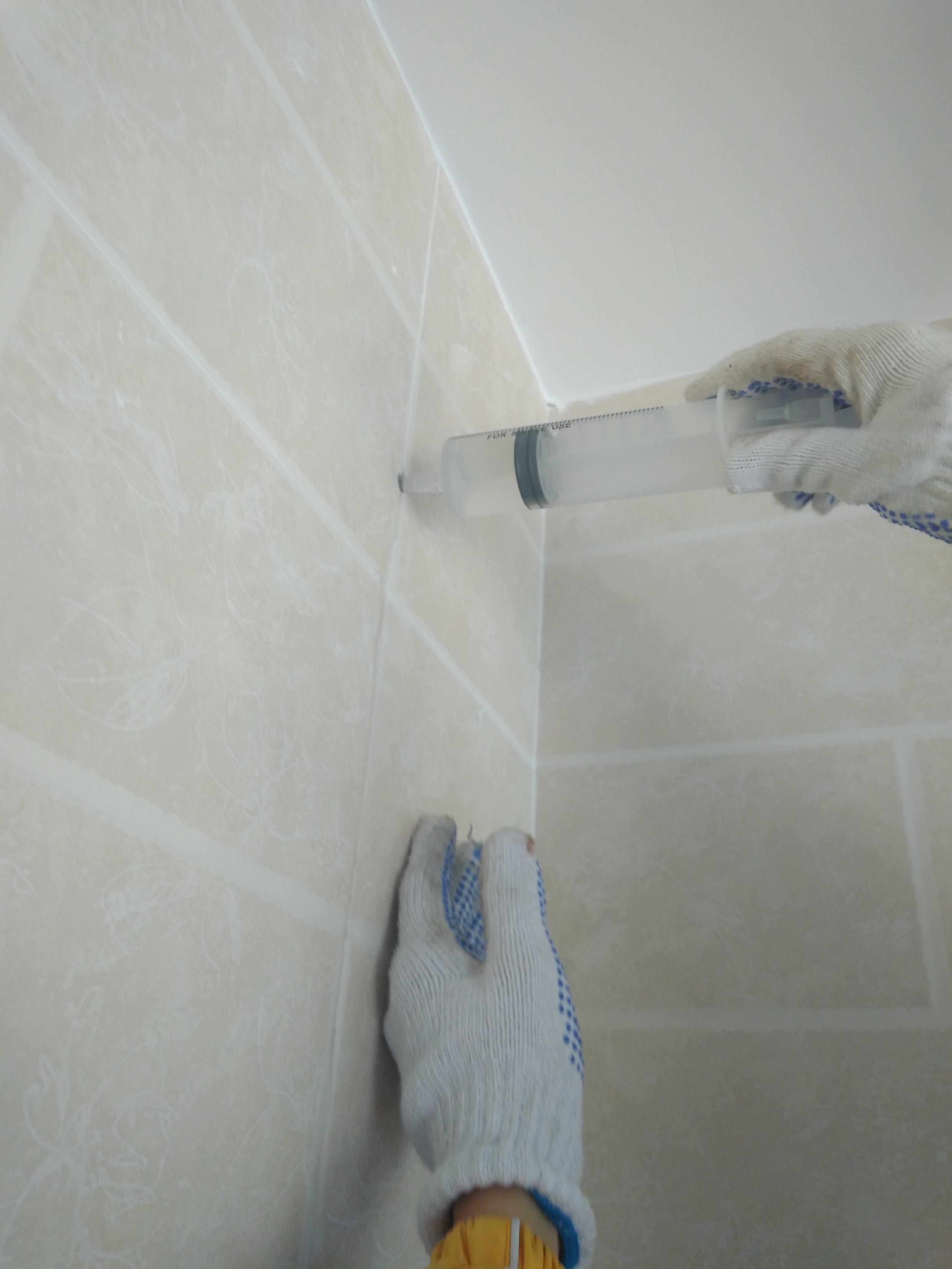 墙砖脱落最简单的修补方法图片视频大全(墙砖脱落最简单的修补方法图片视频大全教程)